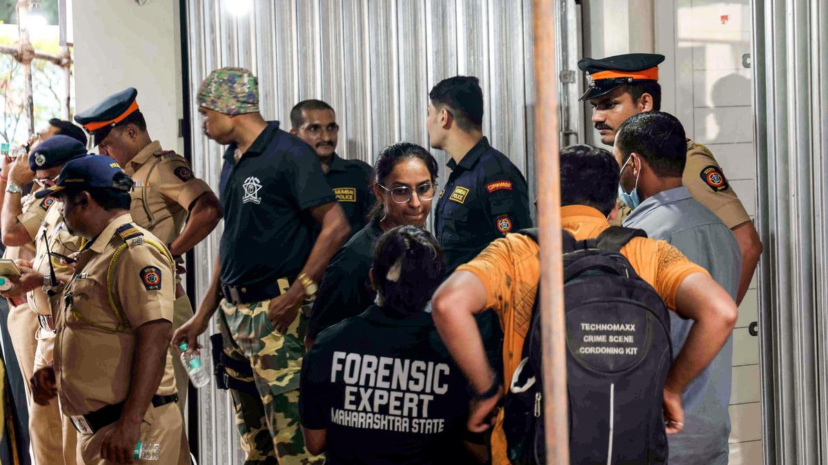 Last rites of hostage taker Rohit Arya performed in Pune