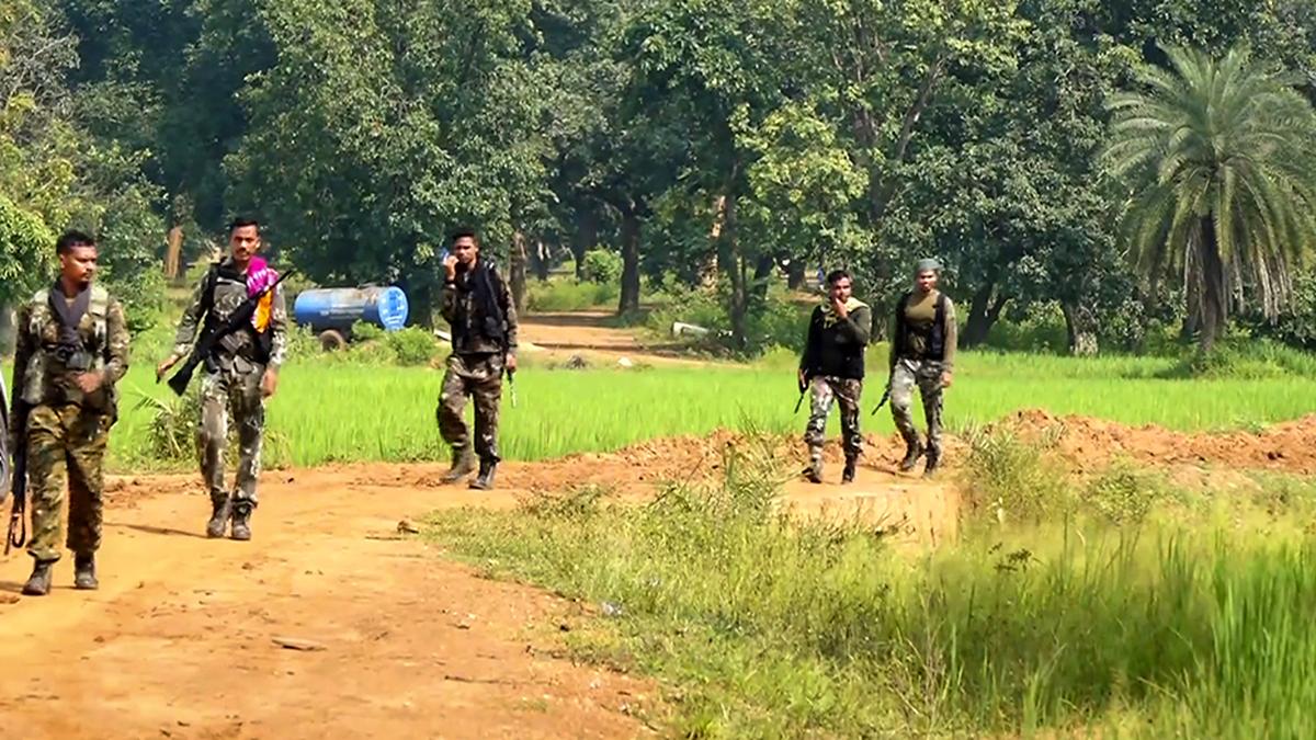 Naxal couple with ₹10 lakh bounty surrenders before security forces in Maharashtra