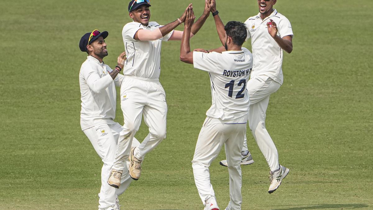 Royston and Shardul take Mumbai to a thumping win