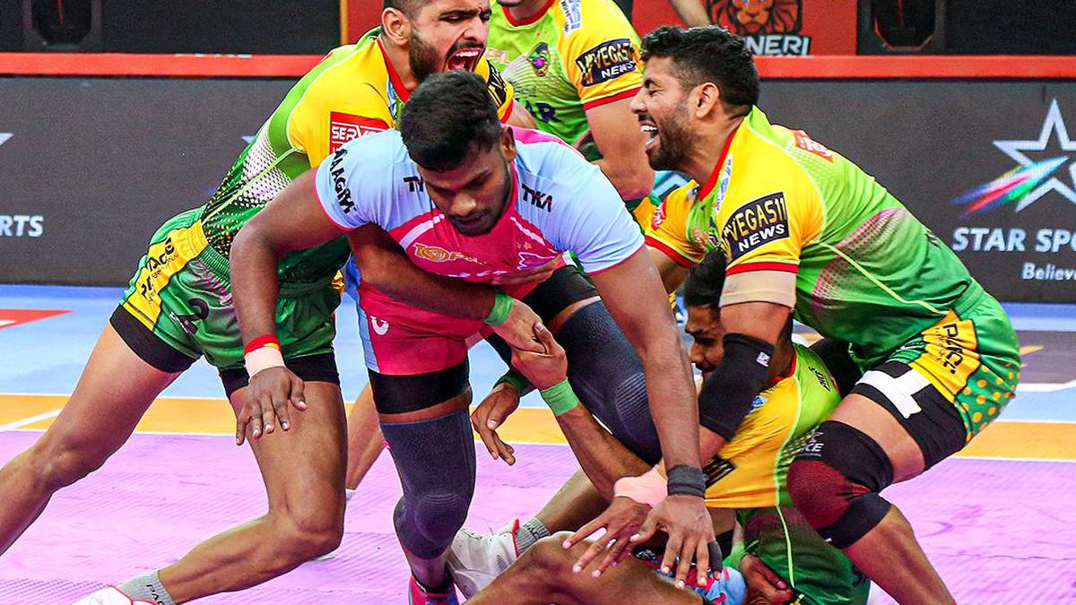 Ajith Kumar's 16-point performance helps Jaipur Pink Panthers register heart-stopping victory