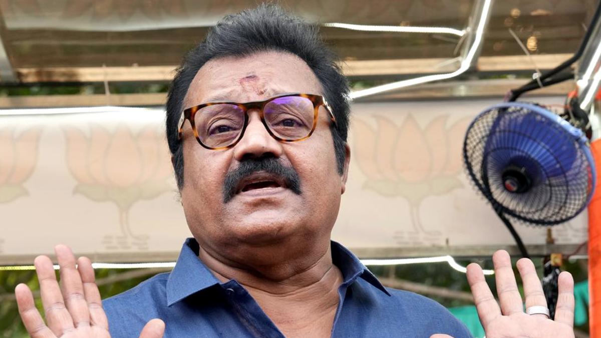 Suresh Gopi calls on former Kerala Chief Minister E.K. Nayanar’s family in Kannur
