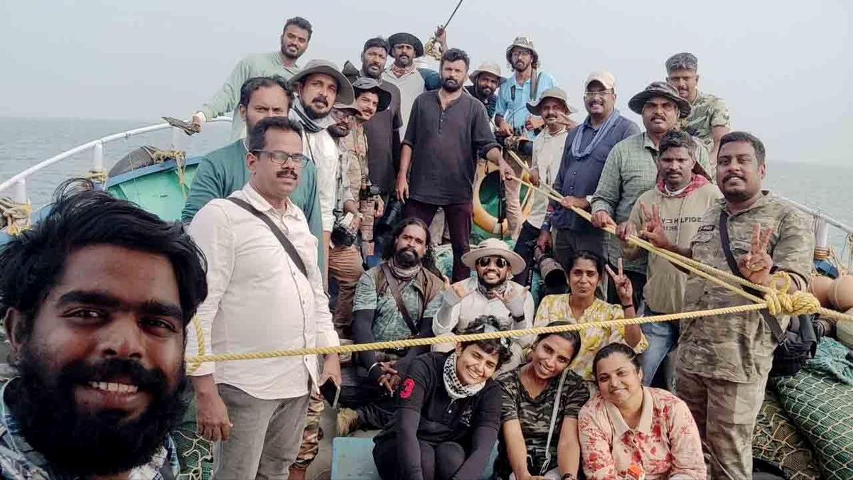 The team that led the Pelagic Bird Survey off the Chavakkad coast of Thrissur.