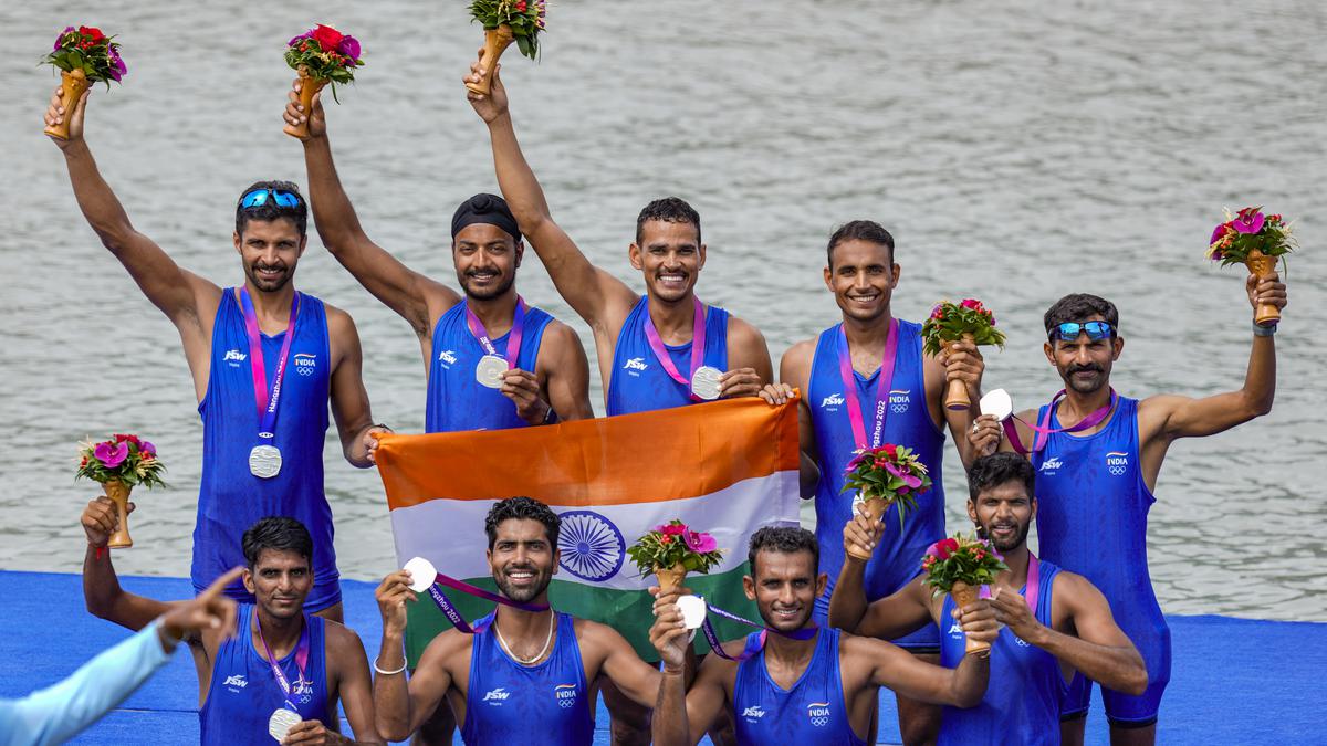 Jeux asiatiques de Hangzhou |  Les rameurs indiens remportent la médaille d’argent dans l’épreuve masculine par équipe avec barreur à huit