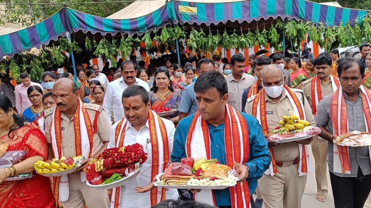 Officials offer ‘Ashadam Sare’ to Goddess Kanaka Durga The Hindu