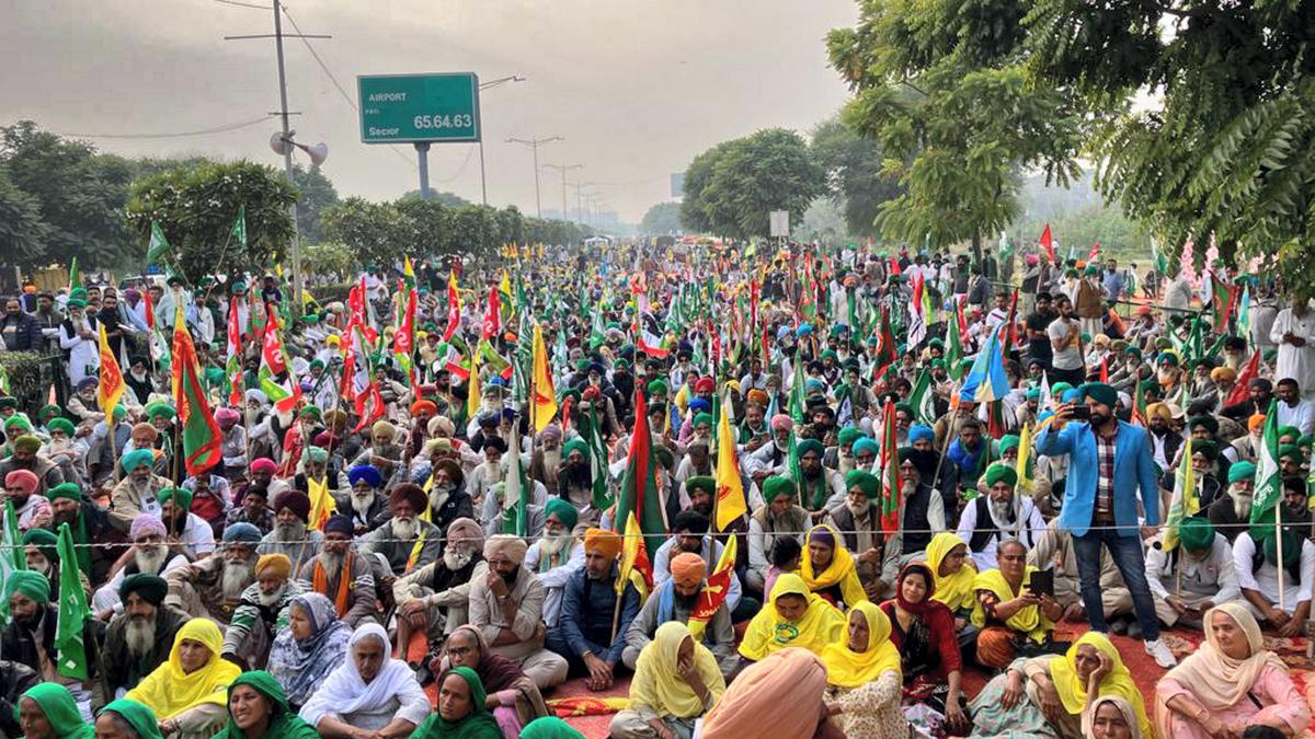 Farmers sit-in protest continue for second day in Punjab, Haryana