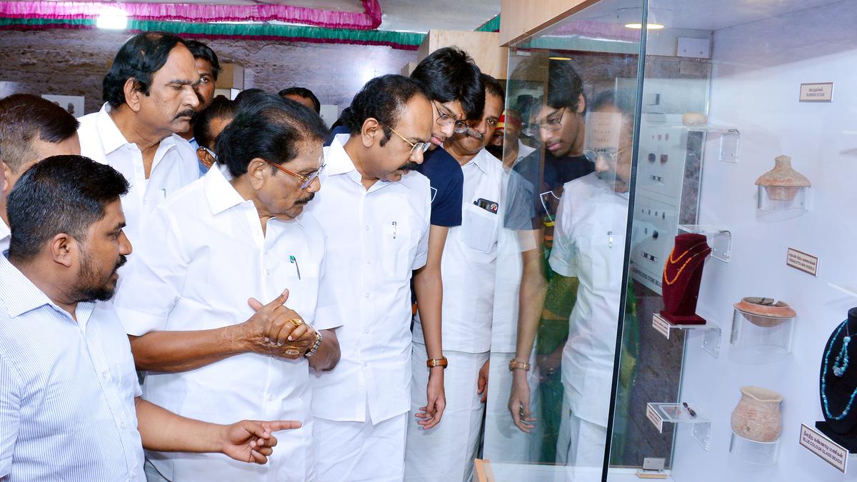 T.N. Ministers inaugurate expo of 3,254 artefacts excavated from Vembakottai
