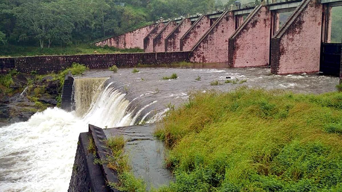 Water level in Mullaperiyar dam stands at 115 feet