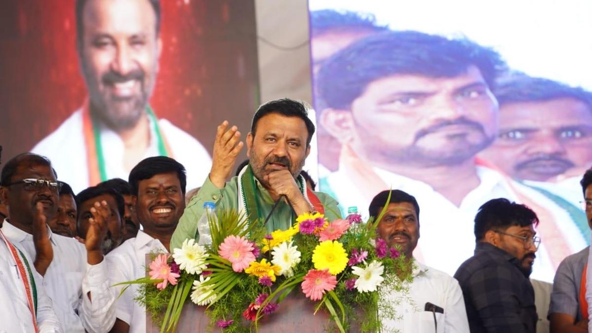 Sankalpa Samarpana Samavesha in Sandur draws massive turnout