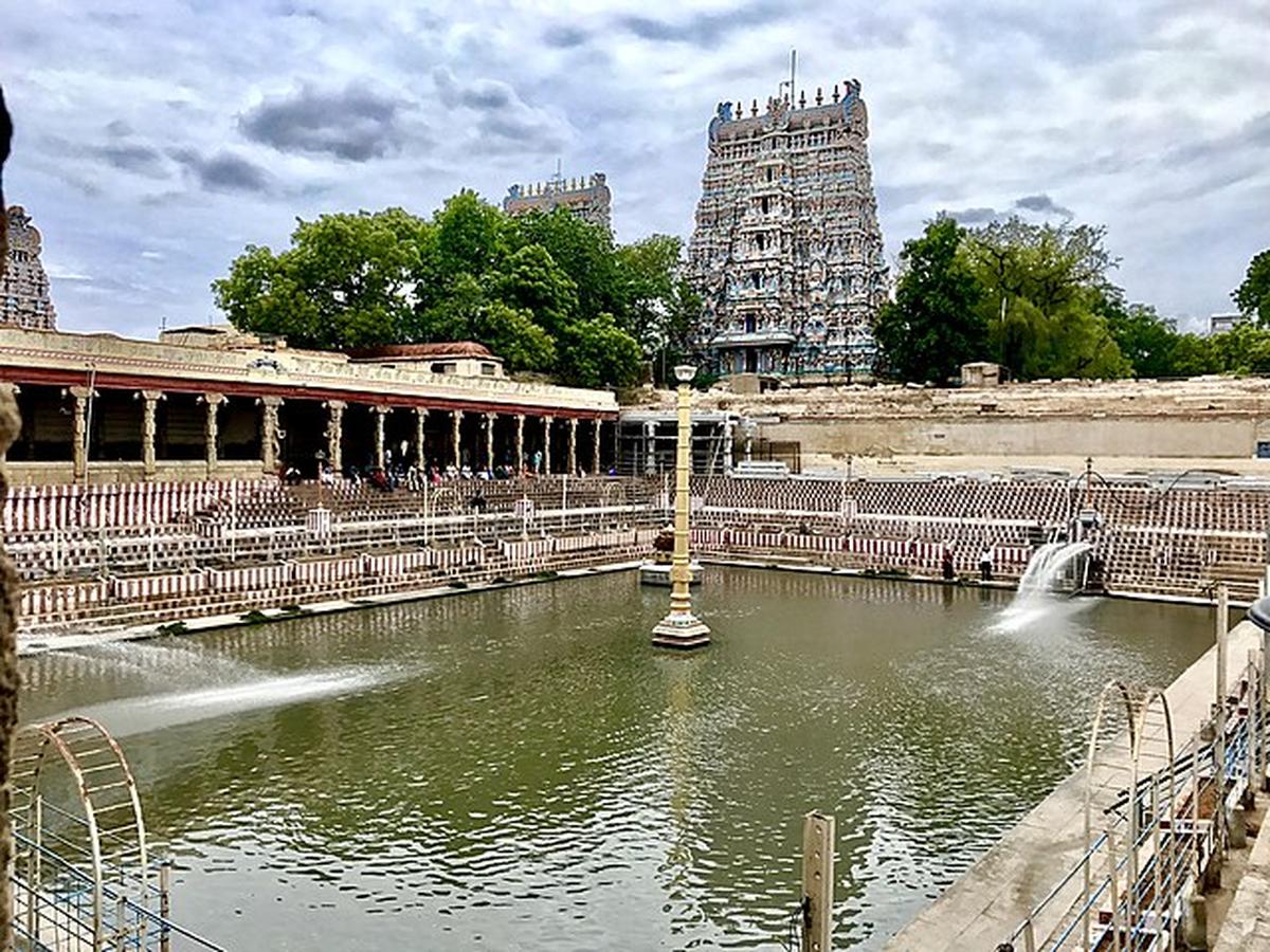 Meenakshi Temple Tank Meenakshi Temple Tank