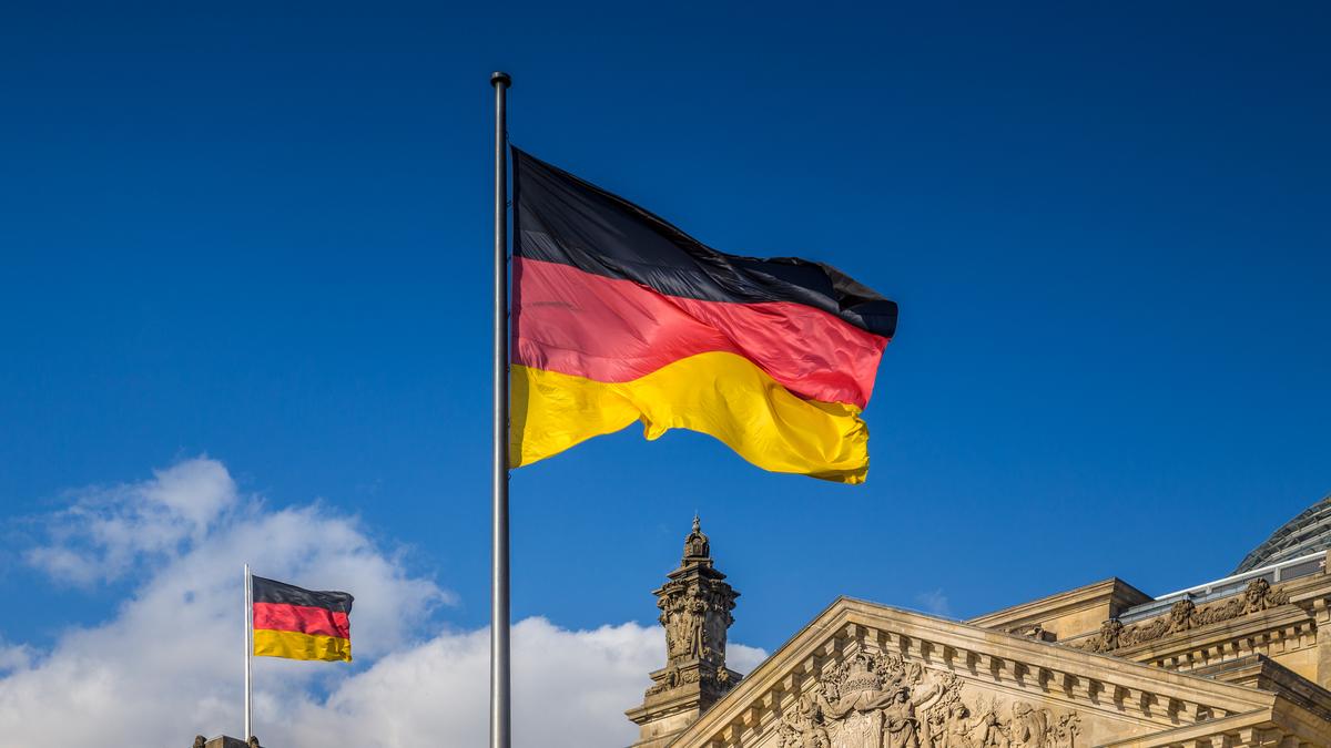 German men must inform military of extended foreign trips