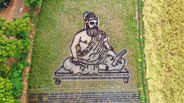 Watch | Is that poet Thiruvalluvar on a field?
