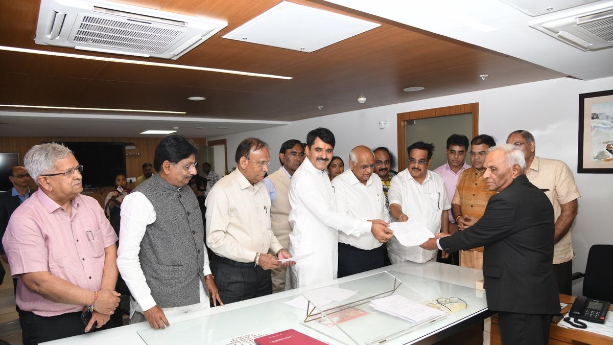 Gujarat Assembly: 182 newly-elected MLAs take oath