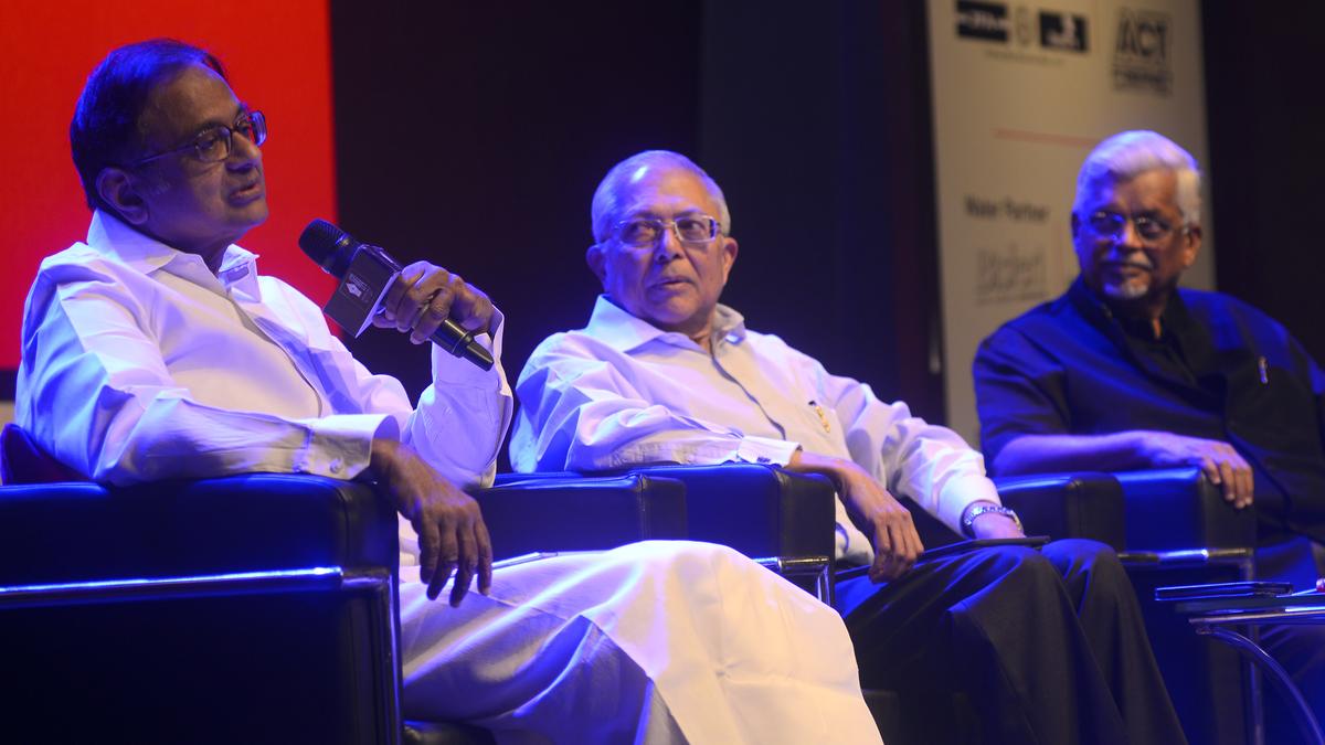 Union govt. has rectified its mistake after 7 years, says Chidambaram on withdrawal of ₹2000 currency