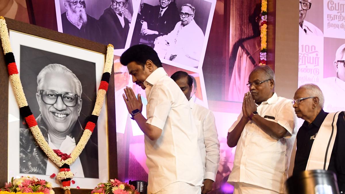 ‘Perasiriyar’ defended me against allegations of dynasty politics, recalls Chief Minister Stalin