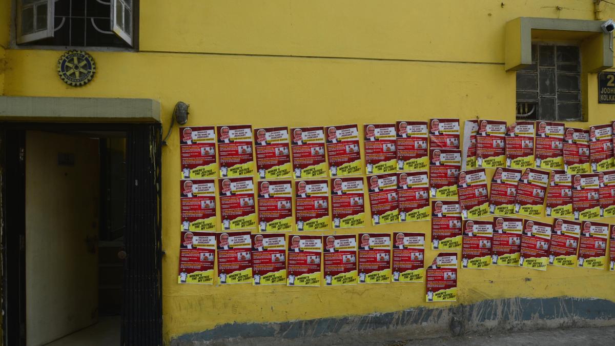 No meetings, processions or posters allowed on issues involving contempt rule: Calcutta HC