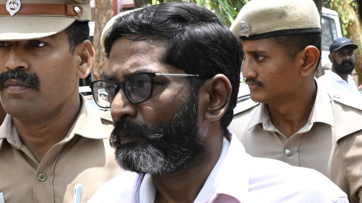 ‘Savukku’ Shankar seeks discharge from case on tweets against Palaniswami, Panneerselvam