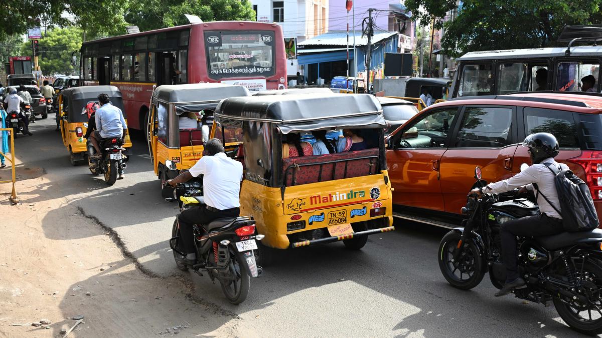 Vehicle users left to bear traffic diversions, long waits at signals and sweltering heat