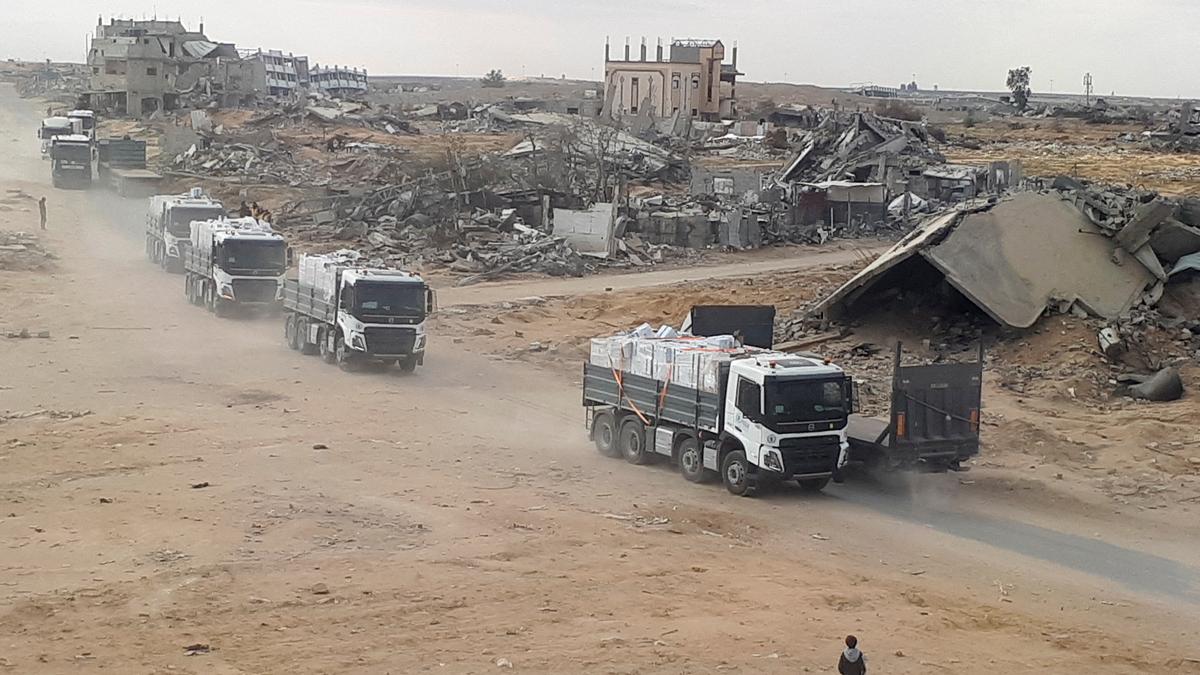 290 humanitarian aid trucks enter Gaza Strip