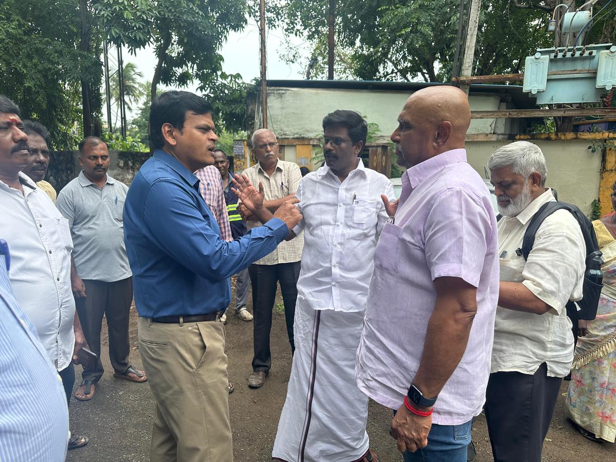 GCC Commissioner J. Kumaragurubaran, accompanied by Egmore MLA I. Paranthamen and engineers from the Bridge Division of GCC, visited the site and studied the problem. Photos: Special Arrangement 