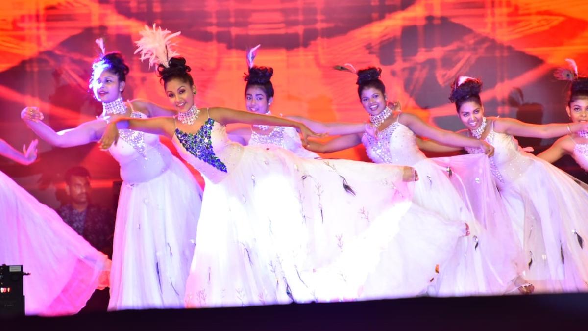Tollywood singers and performers dazzle at Vizianagaram Utsav, drawing huge crowds and receiving praise from officials