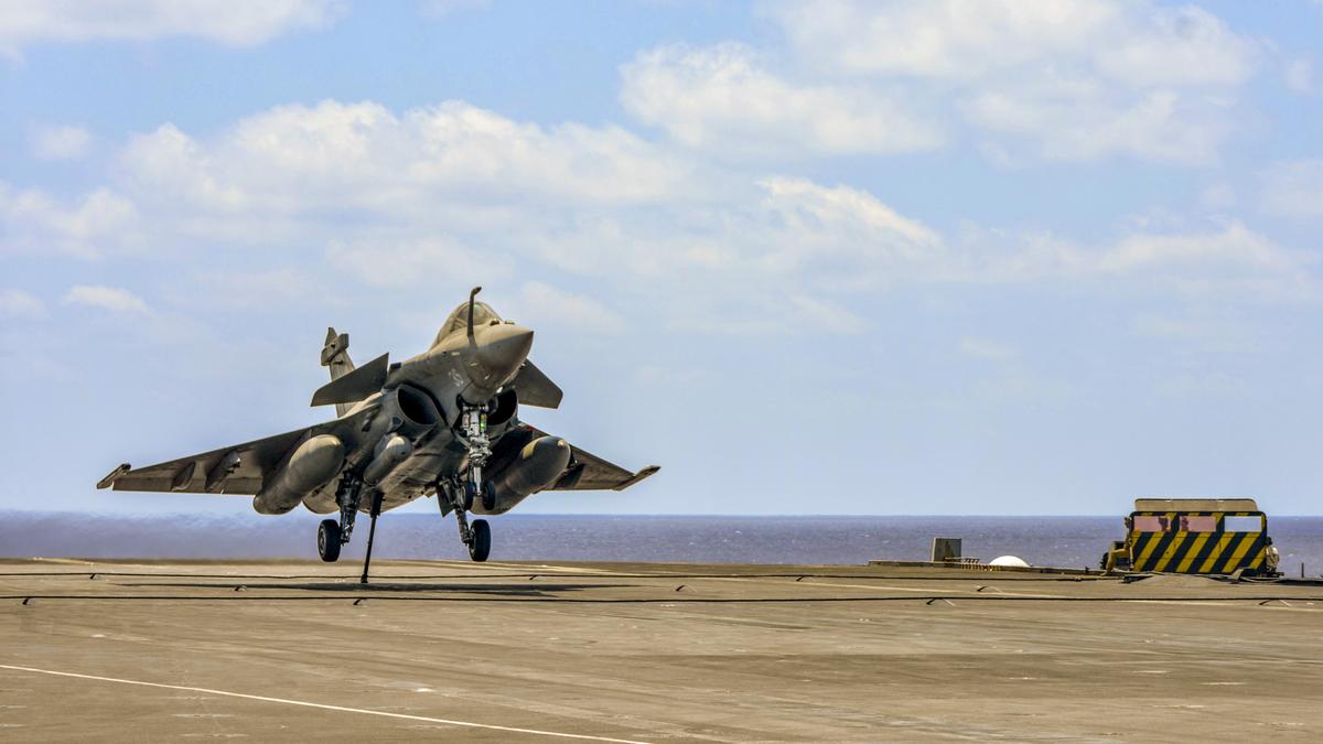 Rafale-M once inducted, will ensure full fighter strength on both aircraft carriers