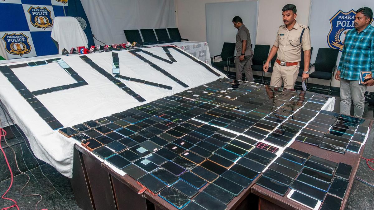 Prakasam police recover 342 stolen mobile phones worth ₹50 lakh in three months