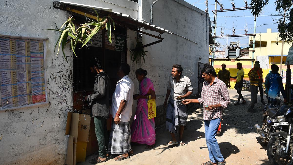 Residents of Kolathur in Salem want Tasmac outlet near bus stand shifted