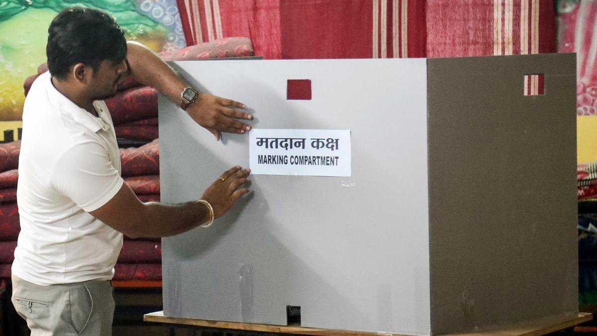 Counting of votes for Maharashtra local body polls on December 21, not December 3: HC to SEC