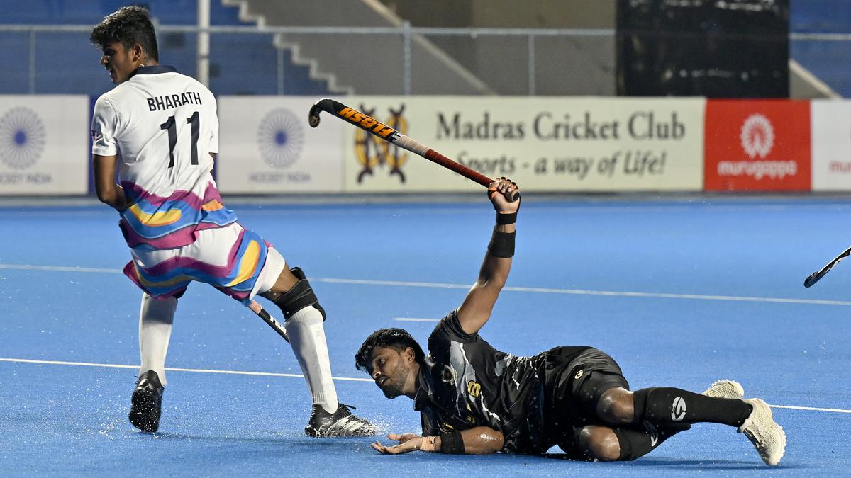 Railways enters semifinals with a hard-fought win over BPCL