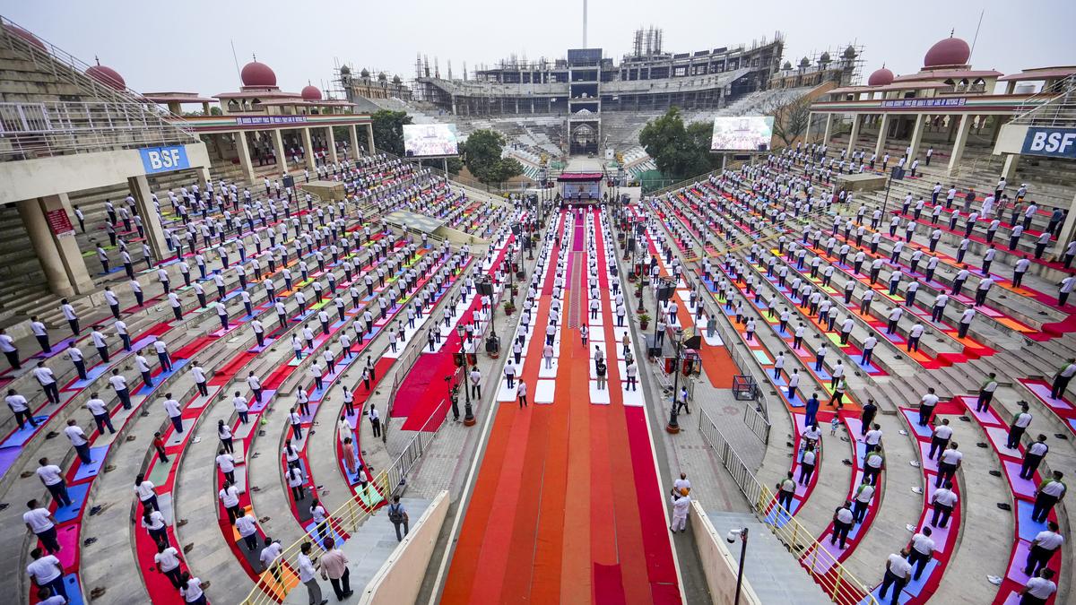 International Yoga Day 2025 LIVE: Yoga teaches us we are not isolated individuals but integral parts of nature, says PM Modi International Yoga Day 2025 LIVE: Yoga teaches us we are not isolated individuals but integral parts of nature, says PM Modi