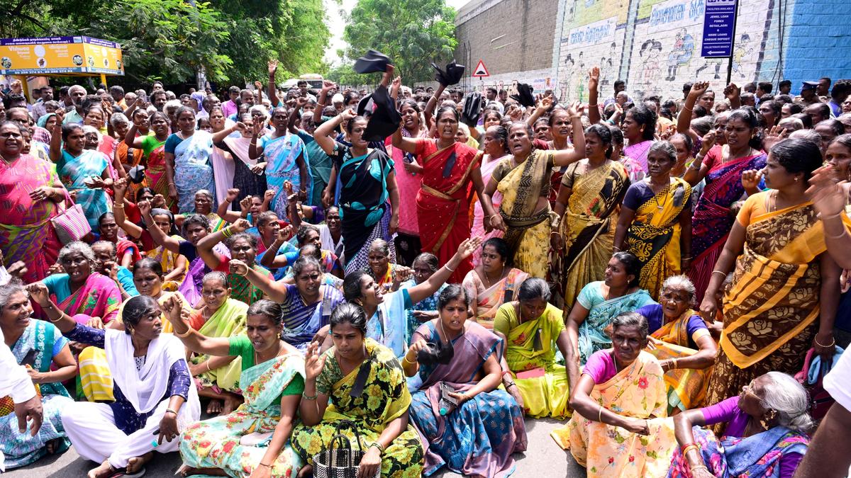 Allow us to implement court directive, say officials in Dindigul