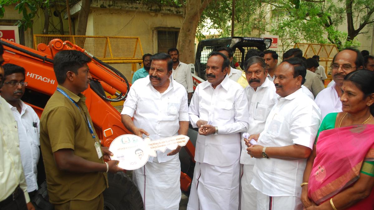 Erode Corporation inducts 29 vehicles for solid waste management