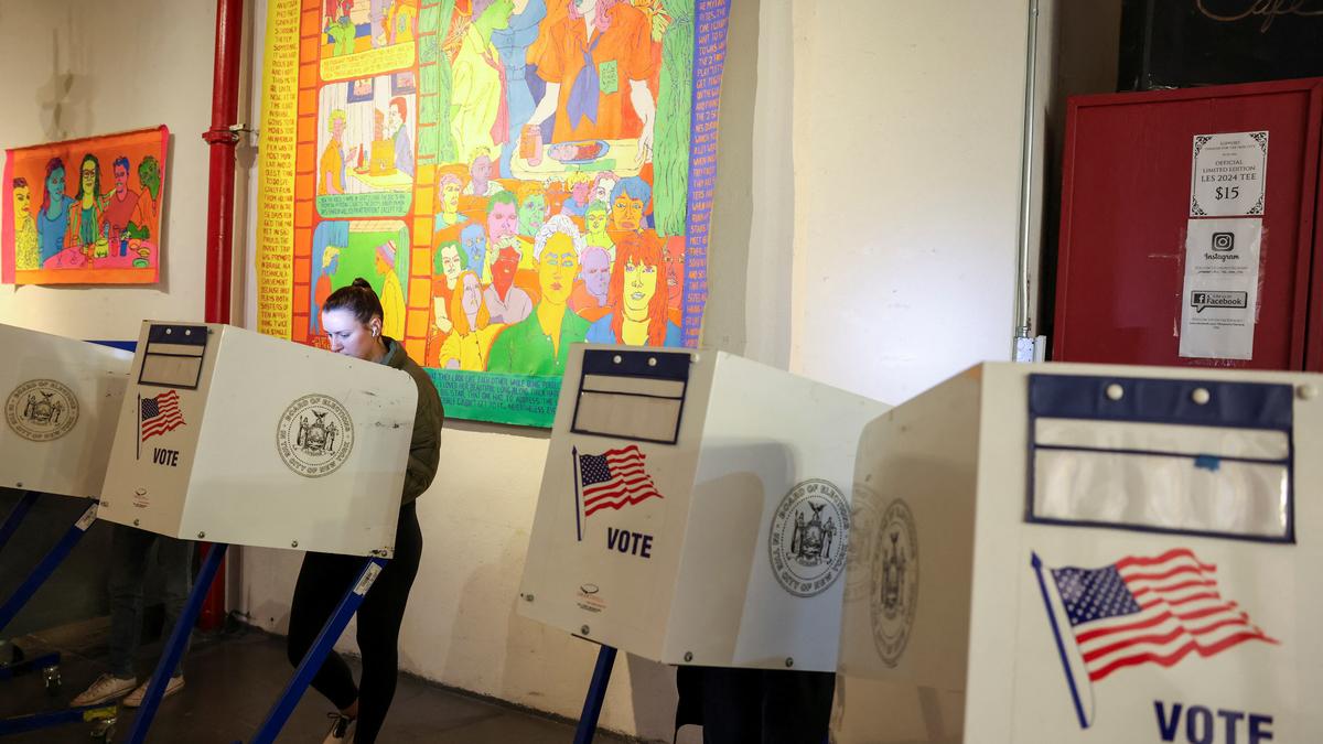 Federal agencies say Russia and Iran are ramping up influence campaigns targeting U.S. voters