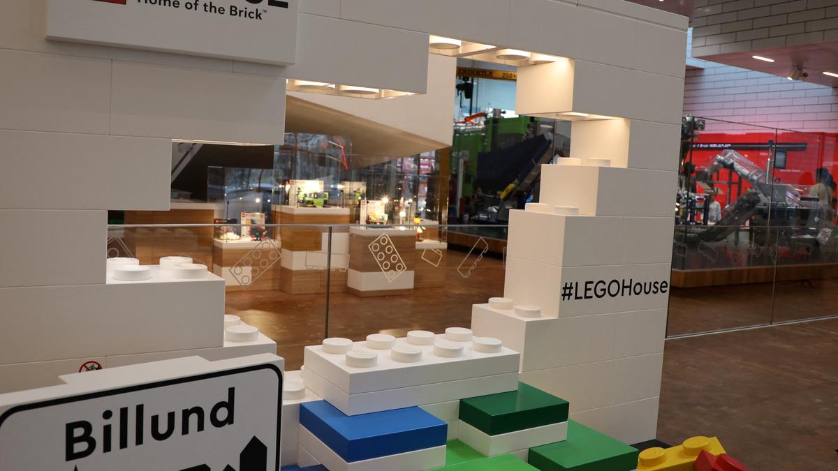 Lego to replace oil in its bricks with pricier renewable plastic