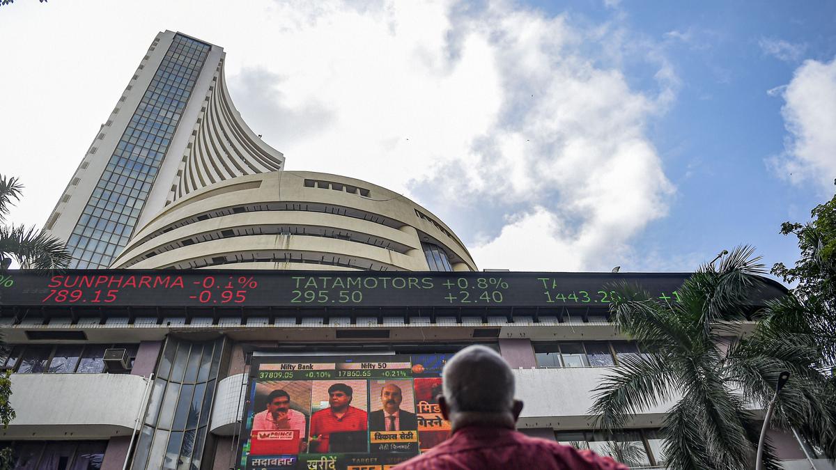 Investors' wealth slumps over ₹5.59 lakh crore in three days of market fall