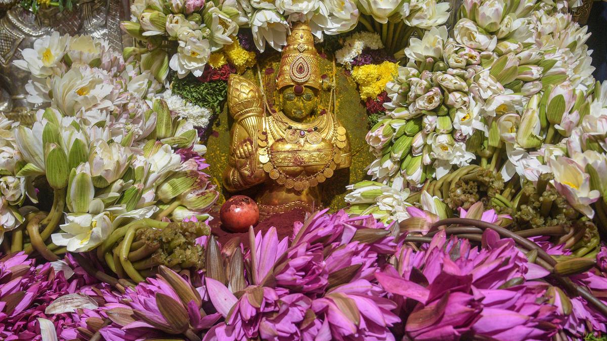 Thousands flock to Kanaka Temple for ‘Margasira Masotsavam’