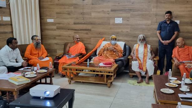 Golden Shikhara for Ayodhya Ram Temple from Karnataka