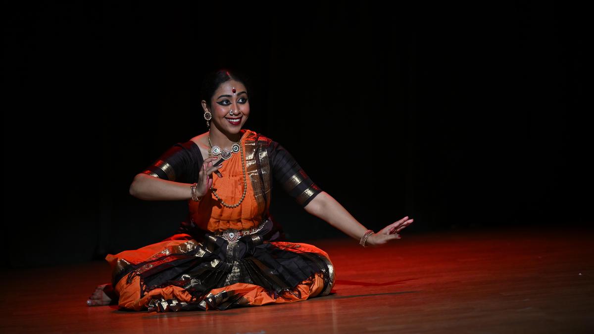 Sahana Selvaganesh’s Tied: The Weaver’s Loom narrated modern stories through Bharatanatyam