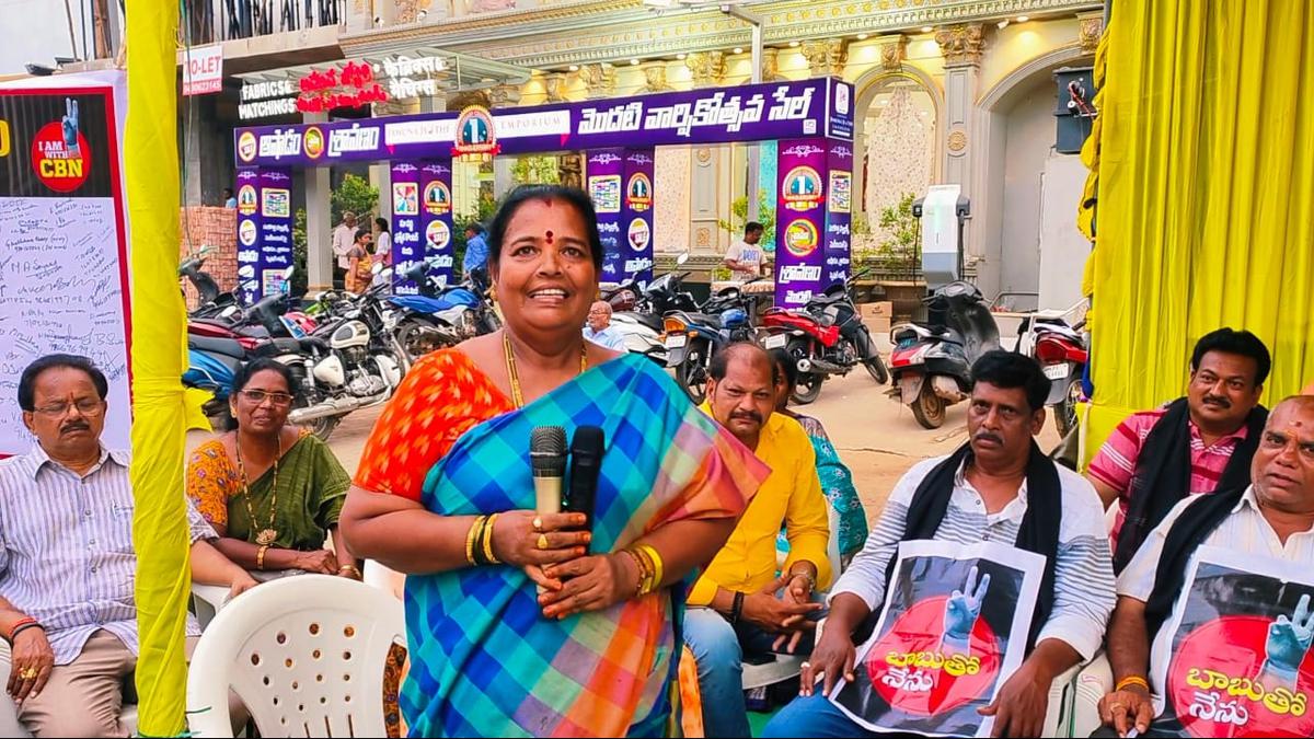 Andhra Pradesh: TDP Kakinada women’s wing chief dies of cardiac arrest at relay hunger strike camp against Naidu’s arrest