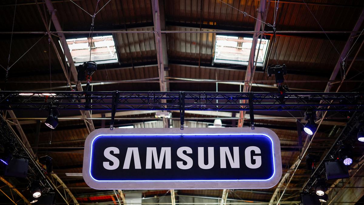 Samsung to manufacture Galaxy S25 smartphone at Noida Plant: JB Park