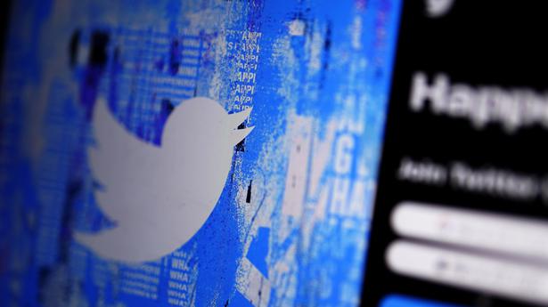 Twitter says loading issues fixed after users send in 35,000 complaints at peak