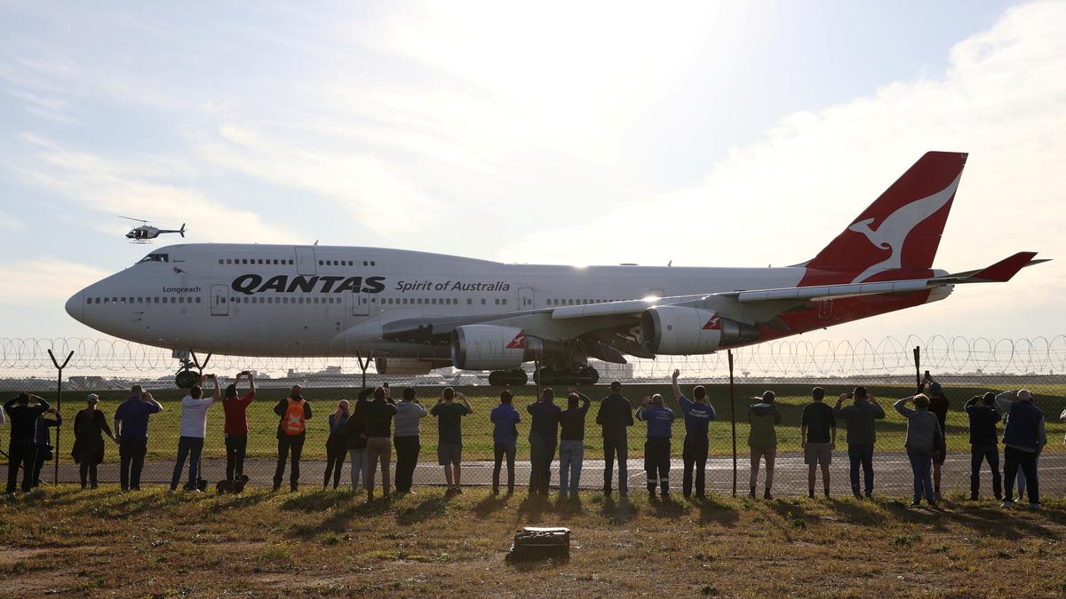 Qantas plane lands safely after mayday call made over ocean