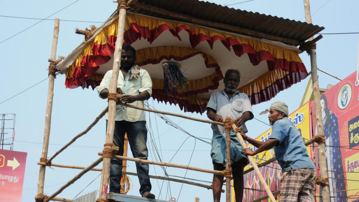 Ahead of Deepavali, temporary watchtowers to come up at 15 places in Erode to monitor crowds, prevent crime