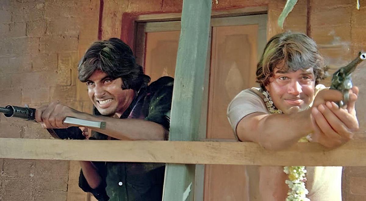 Dharmendra (right) played the loyal friend to perfection in ‘Sholay’, also starring Amitabh Bachchan.