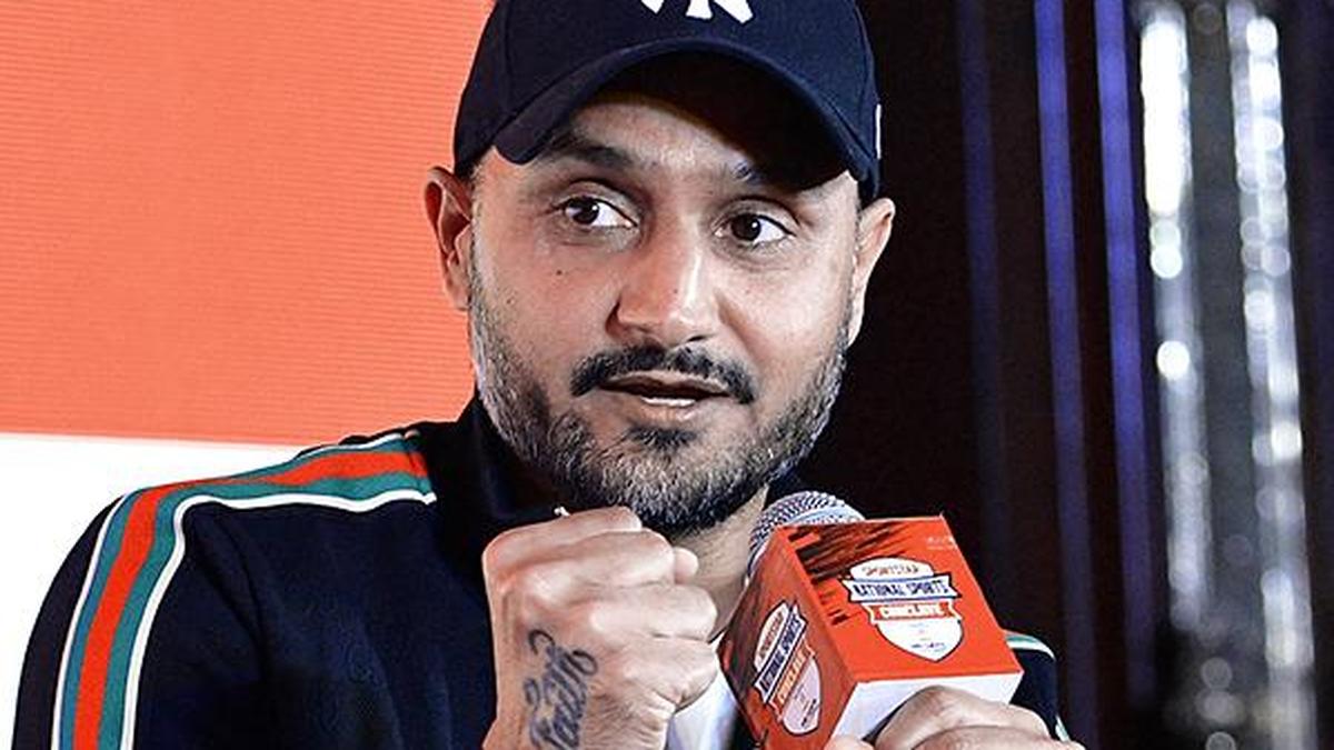 Sepertinya India tidak memiliki pemain off-spinner untuk Tes kriket: Harbhajan Singh