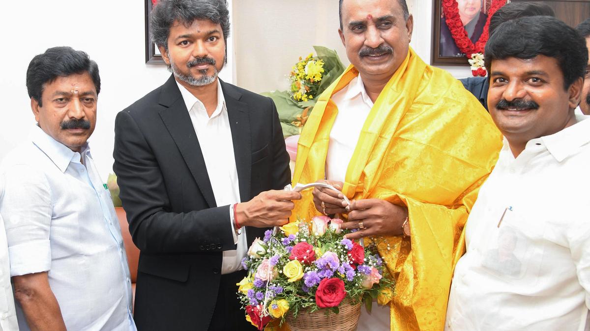 AIADMK rebel MLAs to back TVK in Tamil Nadu floor test