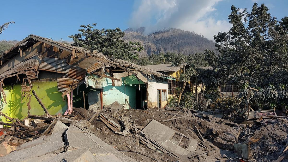 Indonesia to evacuate 16,000 people after Mount Lewotobi Laki-laki eruption