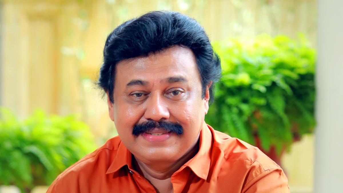 Filmmaker Vinayan calls on Kerala Chief Minister to expel B. Unnikrishnan from state film board