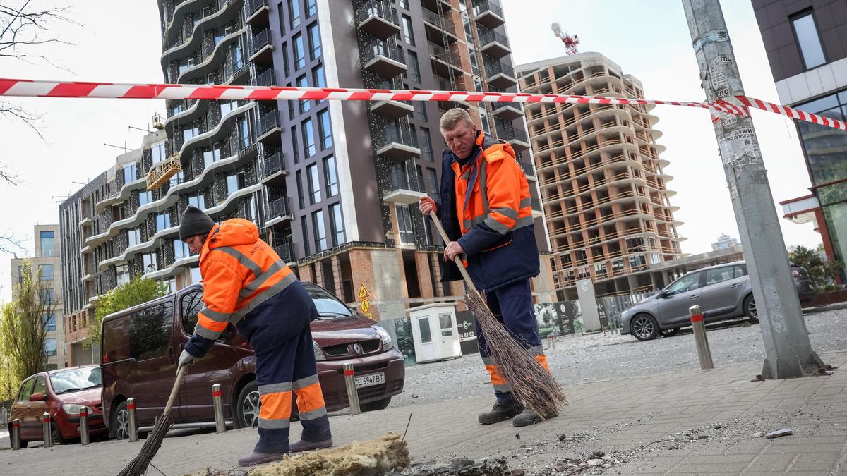 Explosions rock Kyiv, six killed in Russia, Ukraine