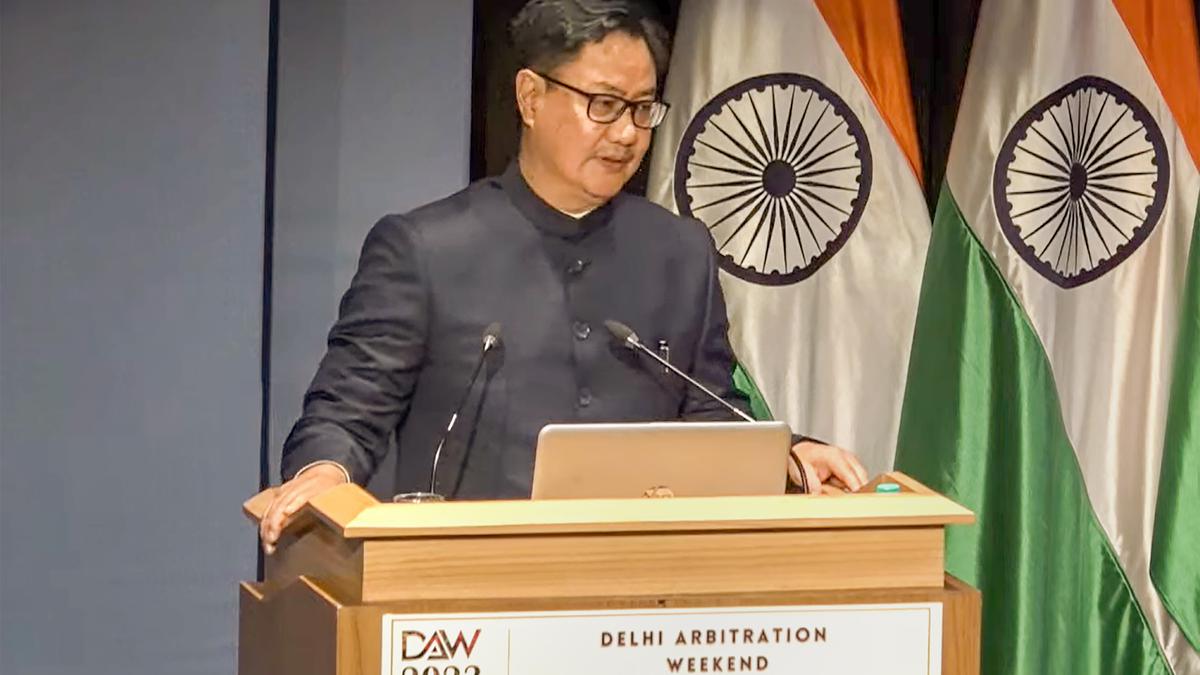 Law Minister Rijiju pitches for institutional arbitration; says AI can help arbitrators